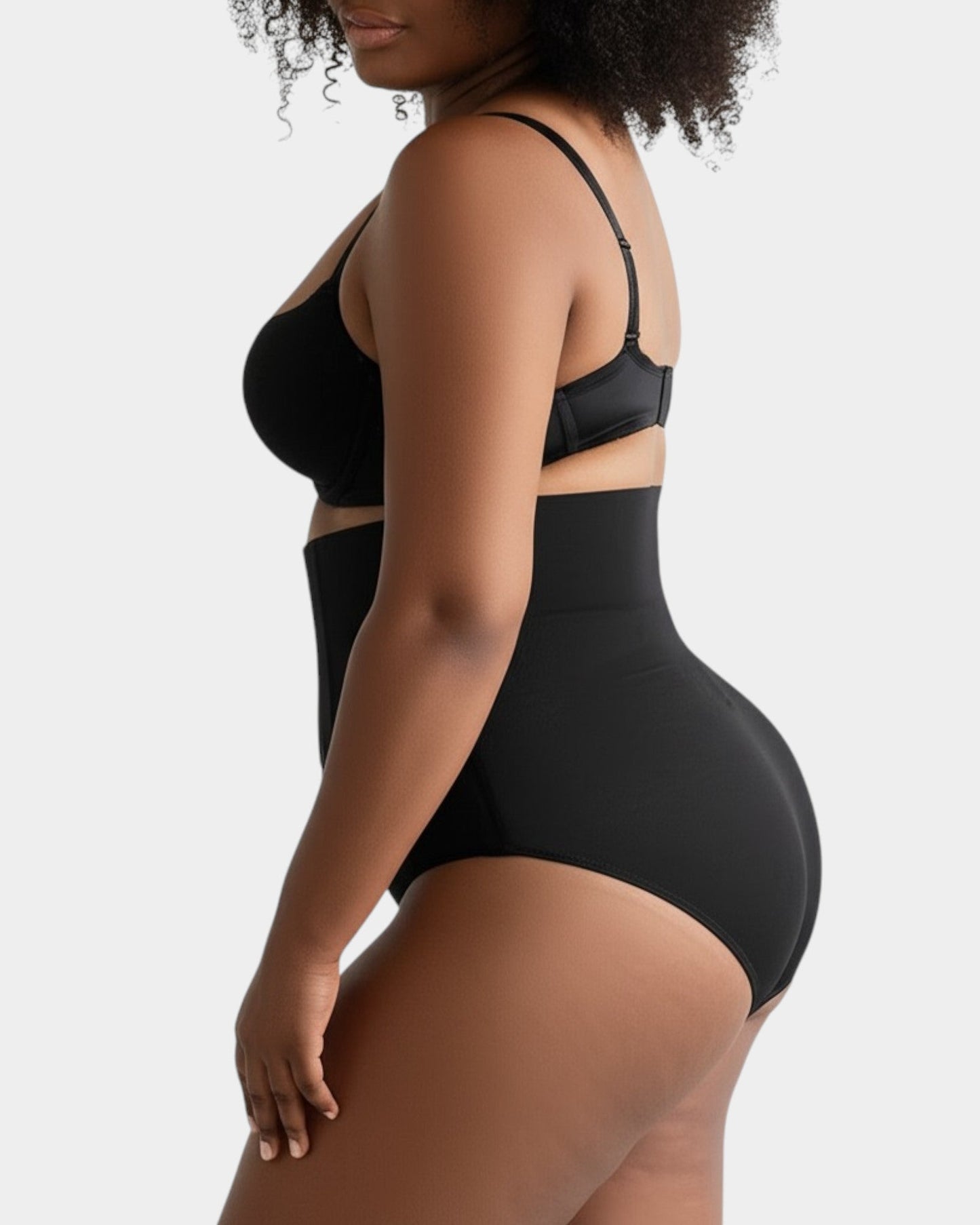 Formé Cinch High-Waist Thong