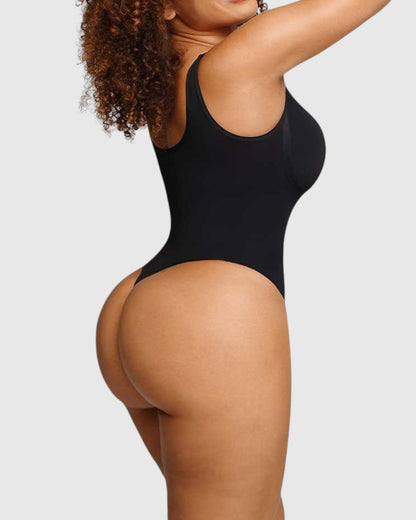 Formé Sculpt Scoop Thong Bodysuit